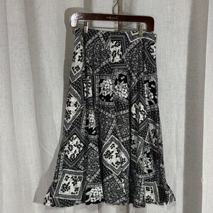 Vintage 80s/90s HMJ Black and White Floral A-Line Skirt